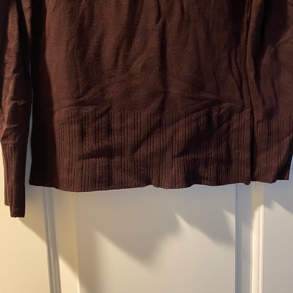 BCBG MaxAzria DarkChocolateBrown Stretch TurtleneckSweater Excellent Condition - Picture 10 of 12